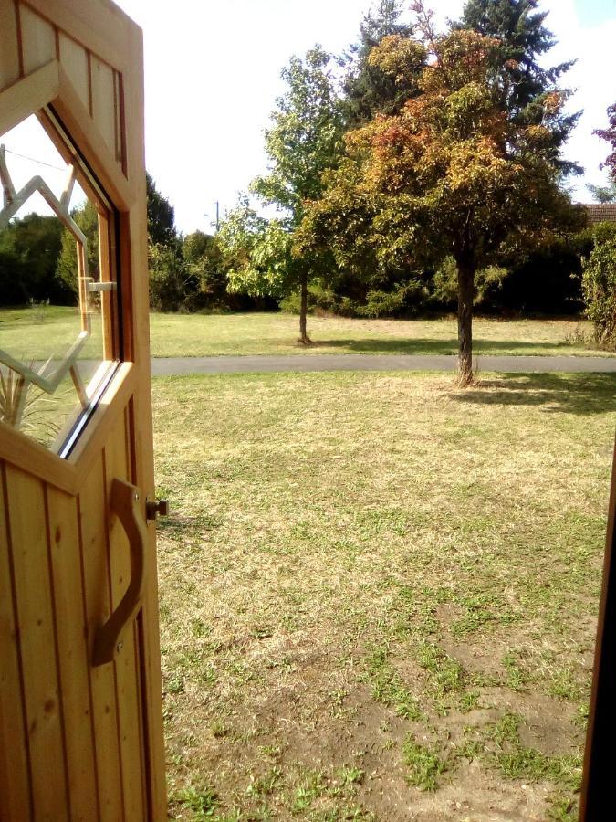 Les Tonneaux De L'Eure Logement Insolite Neuilly  Ngoại thất bức ảnh